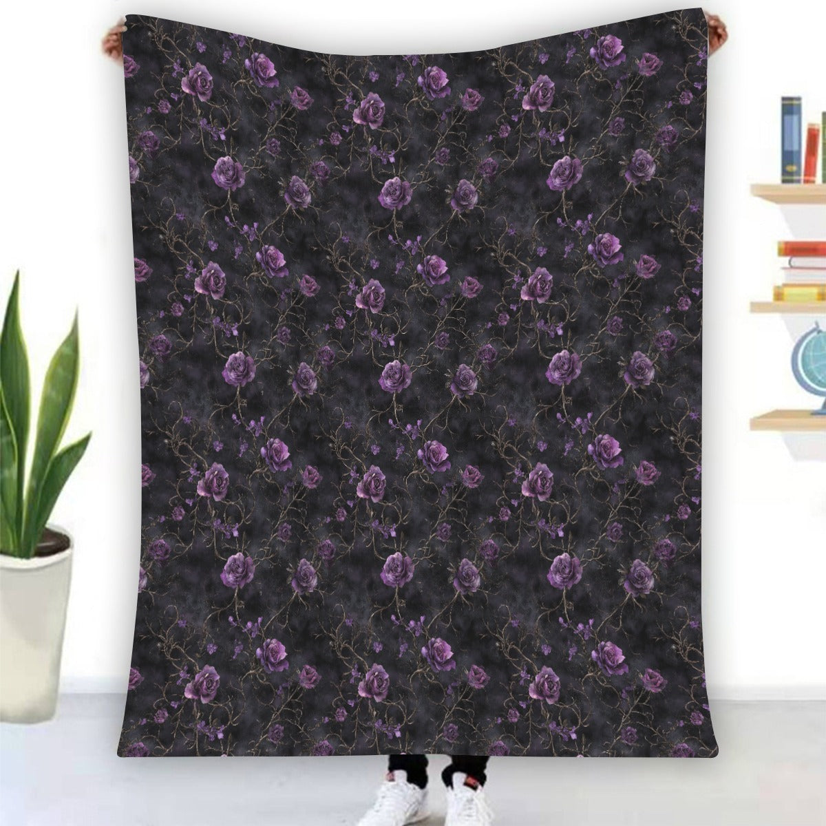 Amour Nocturne Flannel Blanket - Shadow Threadz Crypt